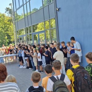 ...den Willkommen-Songs.