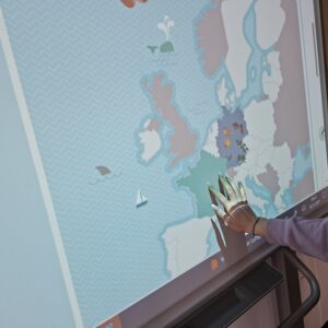 Am interaktiven WhiteBoard wurde europäisch gepuzzelt...